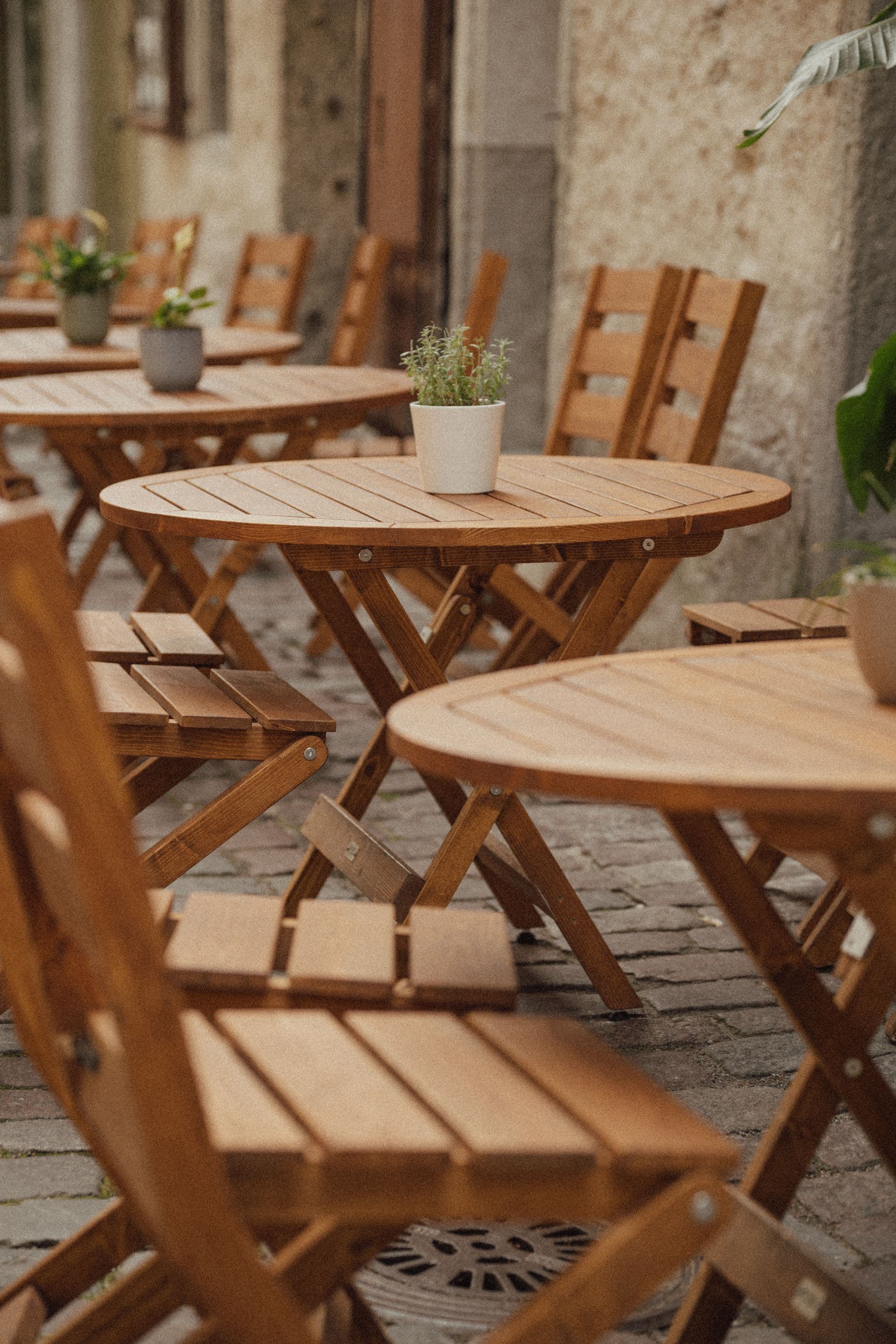 Välimööbel kohvikus