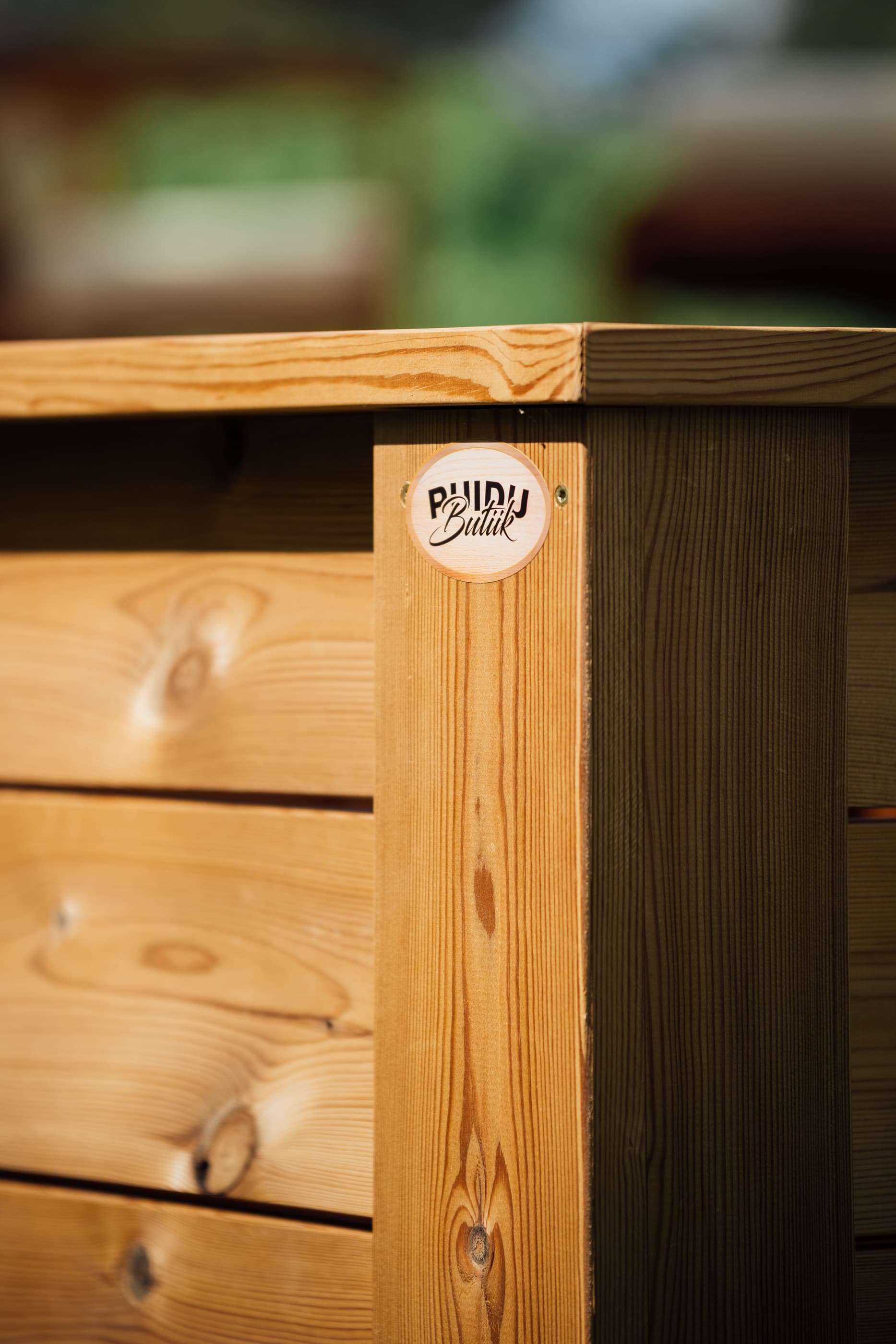 Istutuskast elupuule ja teistele puukestele