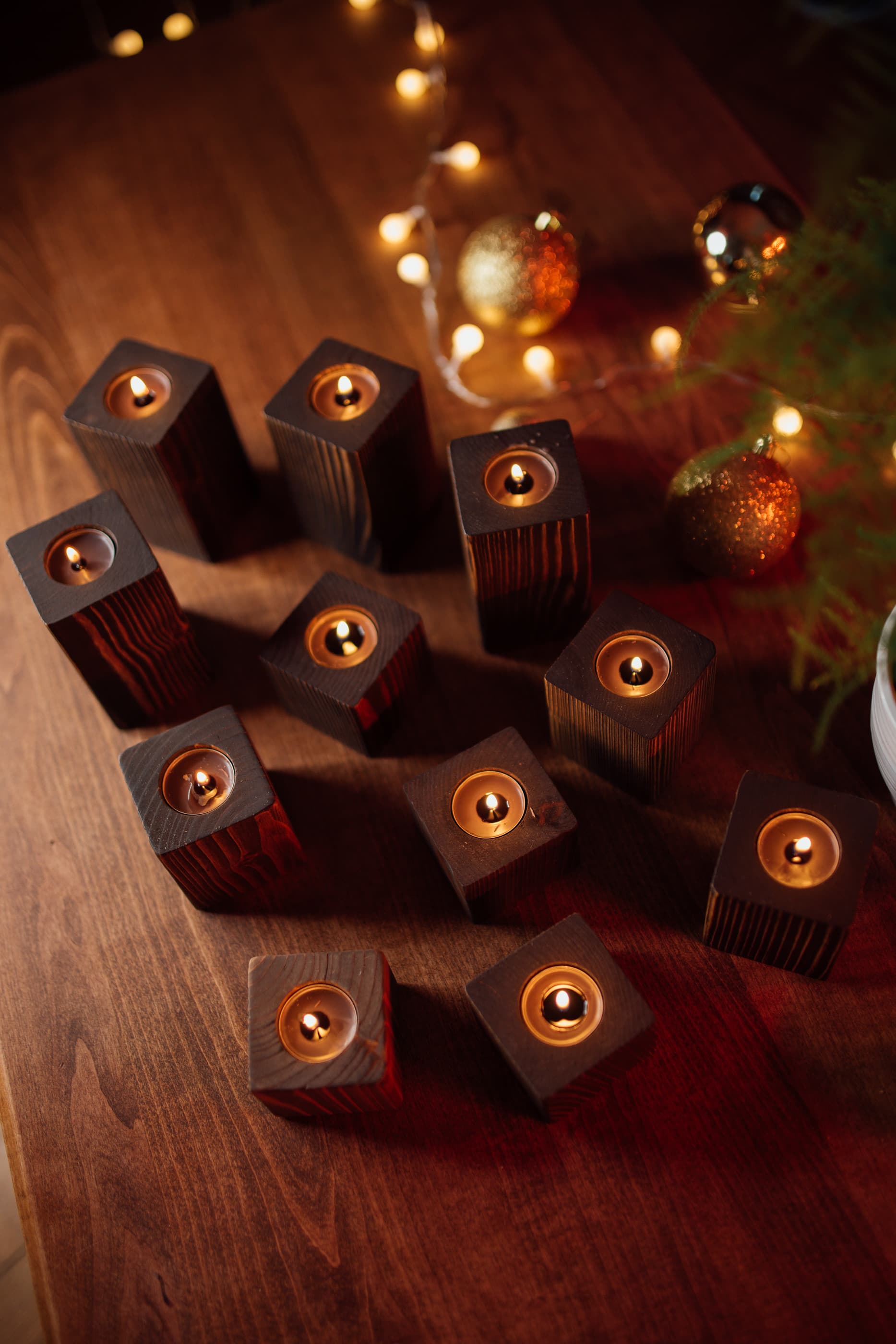 Rustikaalne puidust küünlaalus Leigri Puukojast