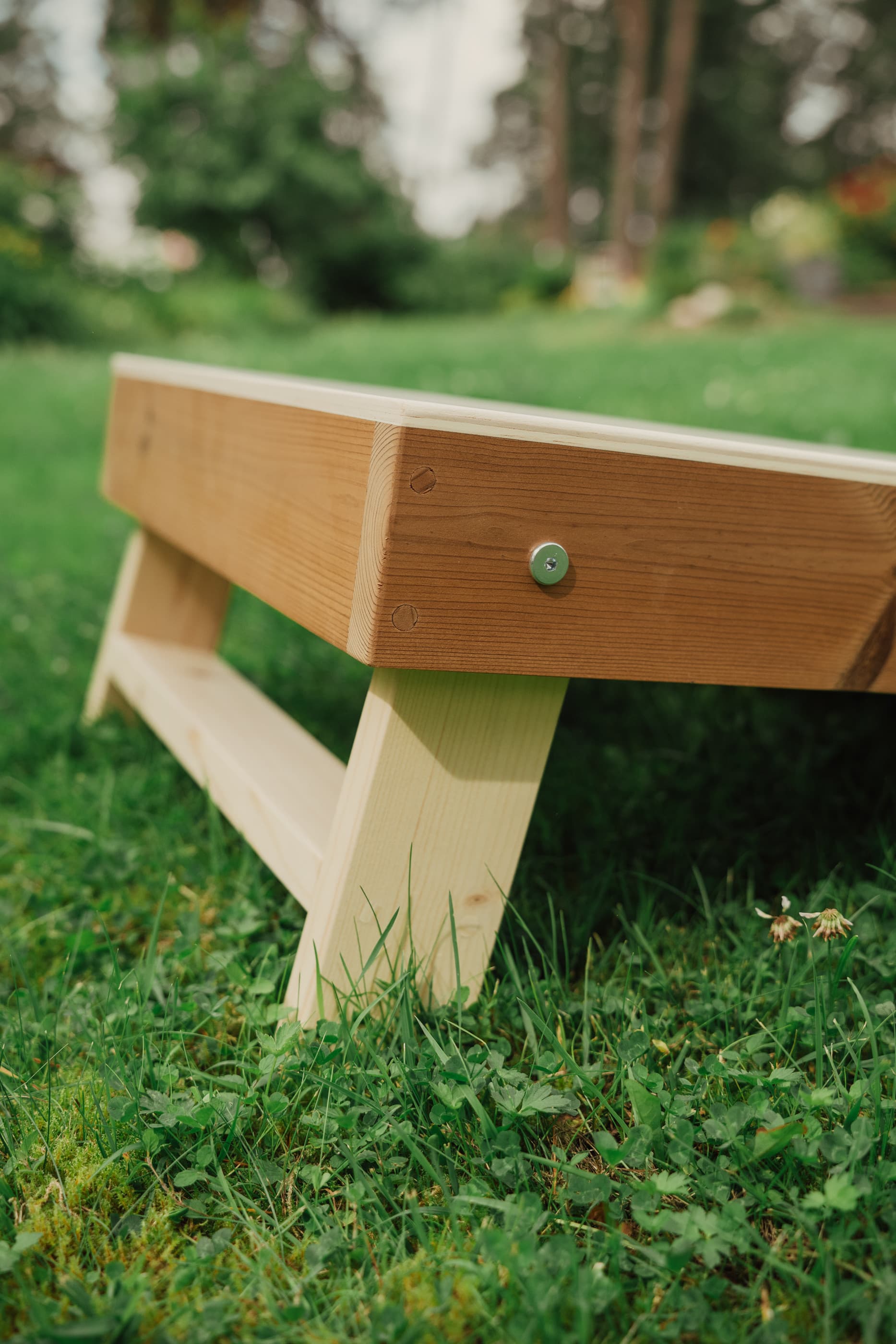 Cornhole PRO mängulaud – niiskuskindel vineer ja termopuit