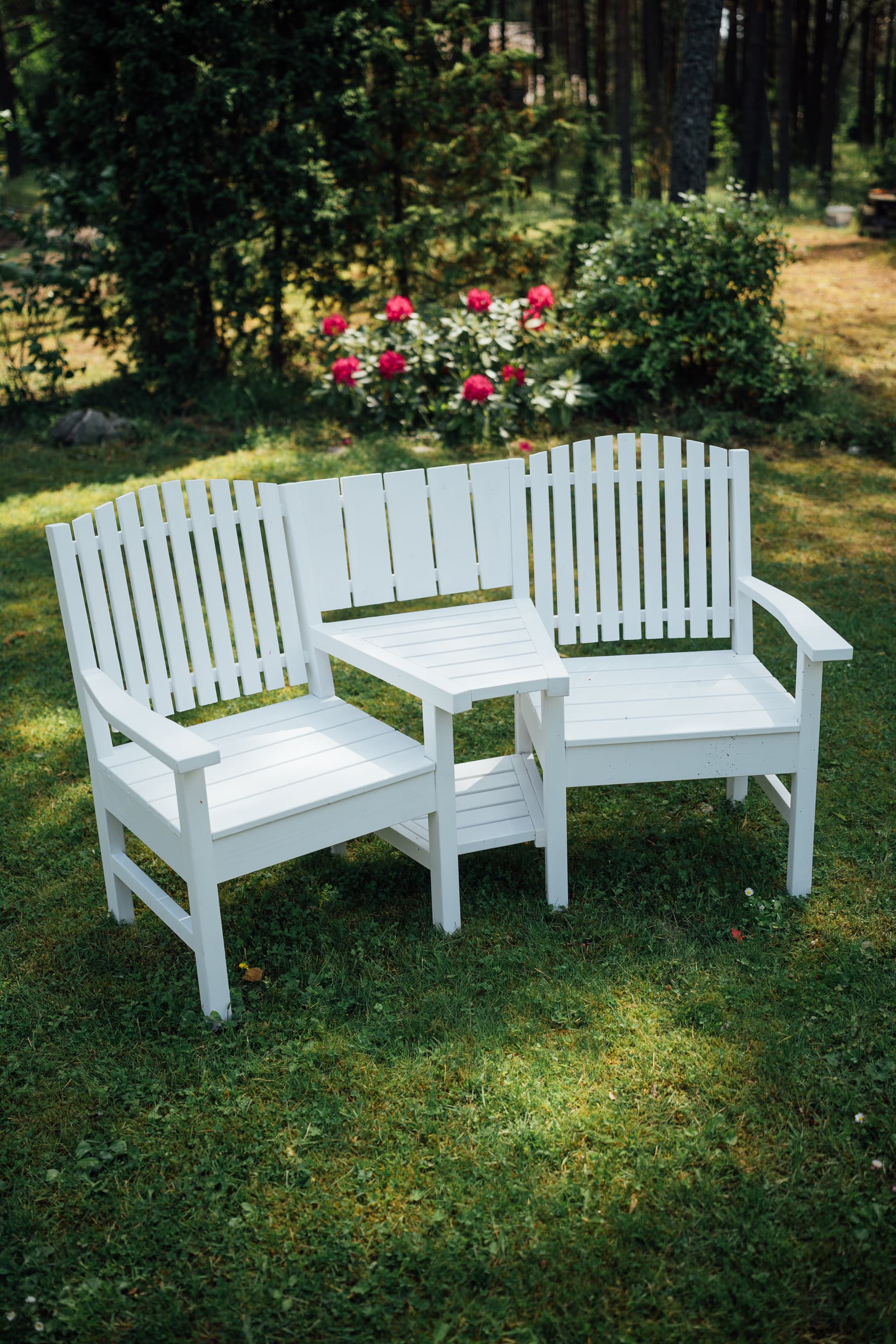 Puiduist aiapink vahelauaga Adele valge